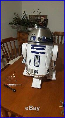 Deagostini Build Your Own R2D2. Star Wars R2D2 Robot with 100 magazines