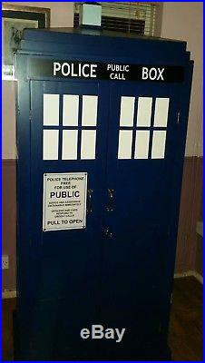 Doctor Who Tardis Wardrobe Next Rare Custom Made in2 book case books inc