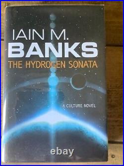 Iain M Banks The Hydrogen Sonata HBDJ 1st/1st signed and dated by author