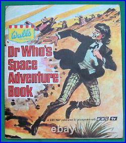 MEGA-RARE Dr Doctor Who's Space Adventure Book 1967. VGC, with some cards