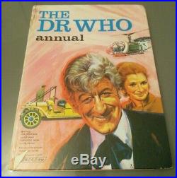 Rare 1971 World Distributors Doctor Who Annual (Jon Pertwee, Clipped)